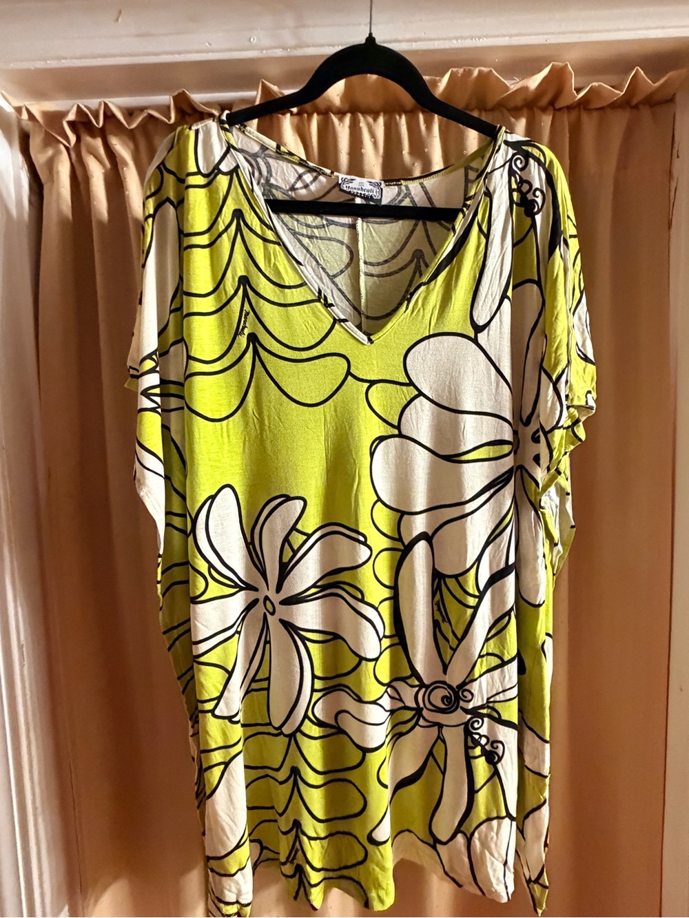 Manuhealii Lime Green Floral V-Neck Tunic